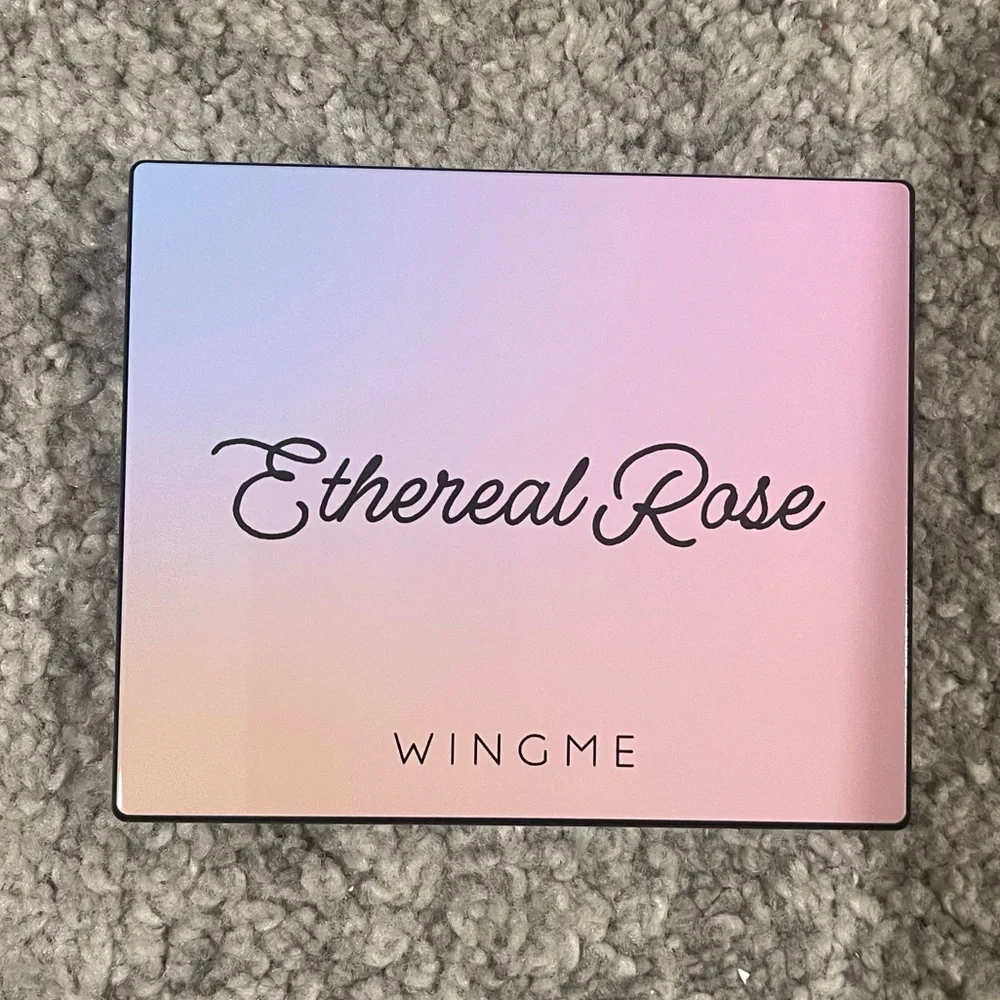 WINGME Ethereal Eye and Face Palette